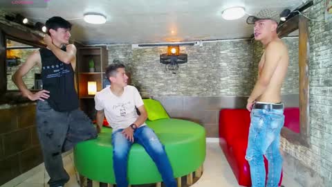 anghelytos online show from January 19, 6:43 pm