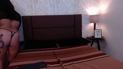 Angie online show from December 12, 4:59 am