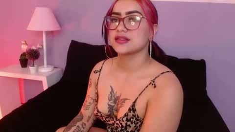 Angie online show from January 22, 8:18 am