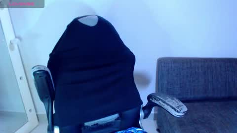 IG angie dreamgirl01 online show from February 22, 12:01 am