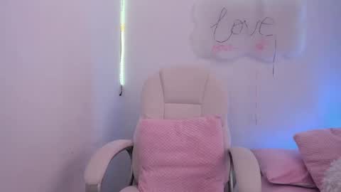 violeth lopez online show from February 6, 4:25 pm