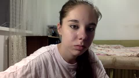 Angel Cute online show from July 18, 9:40 pm