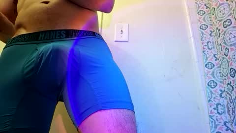 Snapshot of angrychicks83 chatting on March 3, 10:10 am angrychicks83 online show from March 3, 10:10 am