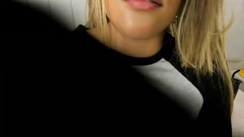  ANGUEL JONES  online show from May 21, 4:52 am