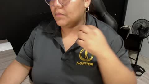 Snapshot of angy_ro12 chatting on January 5, 6:24 am angy online show from January 5, 6:24 am