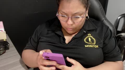 Snapshot of angy_ro12 chatting on January 10, 6:31 am angy online show from January 10, 6:31 am