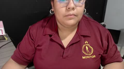 Snapshot of angy_ro12 chatting on January 11, 10:29 am angy online show from January 11, 10:29 am