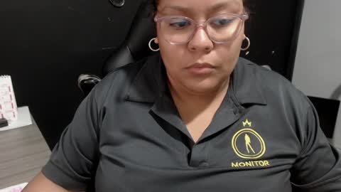 Snapshot of angy_ro12 chatting on January 16, 3:23 am angy online show from January 16, 3:23 am