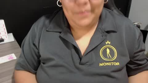 Snapshot of angy_ro12 chatting on January 16, 6:25 am angy online show from January 16, 6:25 am