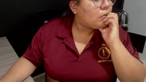 Snapshot of angy_ro12 chatting on February 1, 10:15 am angy online show from February 1, 10:15 am