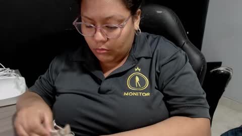 Snapshot of angy_ro12 chatting on February 26, 11:48 pm angy online show from February 26, 11:48 pm