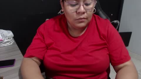 Snapshot of angy_ro12 chatting on March 2, 10:45 am angy online show from March 2, 10:45 am