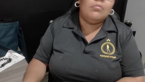 Snapshot of angy_ro12 chatting on March 6, 12:54 am angy online show from March 6, 12:54 am