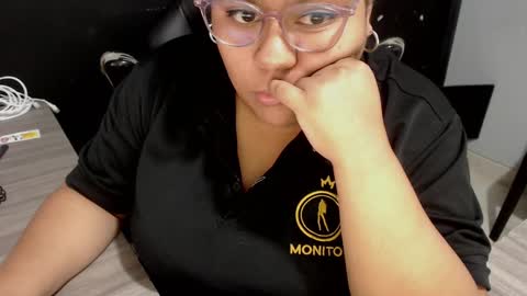 Snapshot of angy_ro12 chatting on March 6, 11:20 pm angy online show from March 6, 11:20 pm