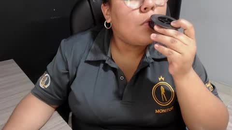 Snapshot of angy_ro12 chatting on September 24, 11:19 pm angy online show from September 24, 11:19 pm