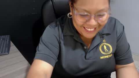Snapshot of angy_ro12 chatting on September 27, 11:48 am angy online show from September 27, 11:48 am