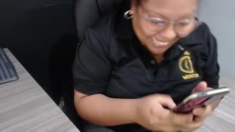 Snapshot of angy_ro12 chatting on October 9, 10:08 pm angy online show from October 9, 10:08 pm