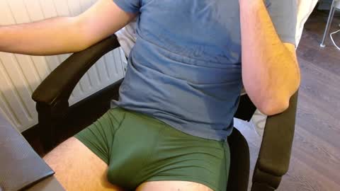 Snapshot of anhotcock chatting on December 28, 3:04 pm anhotcock online show from December 28, 3:04 pm