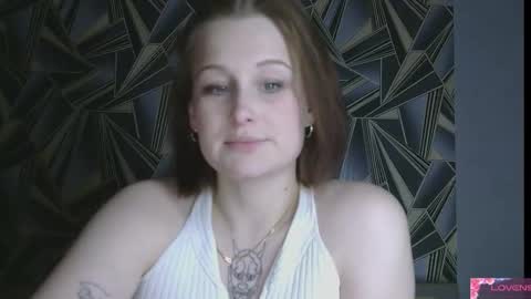 Snapshot of ani_eww chatting on February 6, 7:39 pm Anne online show from February 6, 7:39 pm