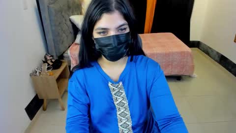 Anissa online show from February 1, 3:10 pm