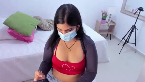 Anissa online show from March 28, 11:37 pm