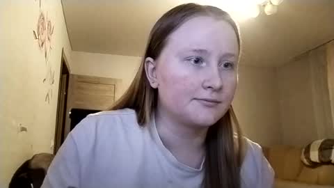 Snapshot of anika_lipps chatting on May 16, 8:29 pm Anika online show from May 16, 8:29 pm