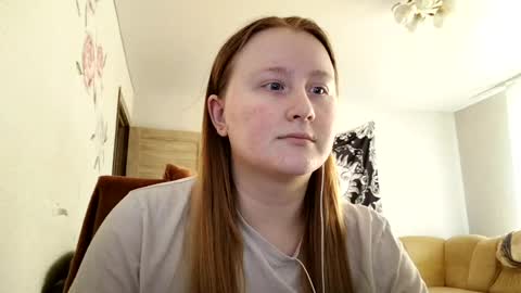 Snapshot of anika_lipps chatting on May 17, 2:46 pm Anika online show from May 17, 2:46 pm