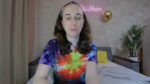 anikabloom online show from February 17, 2:53 am