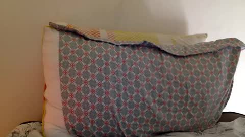 Snapshot of aniketkesari1 chatting on January 9, 10:55 pm aniketkesari1 online show from January 9, 10:55 pm