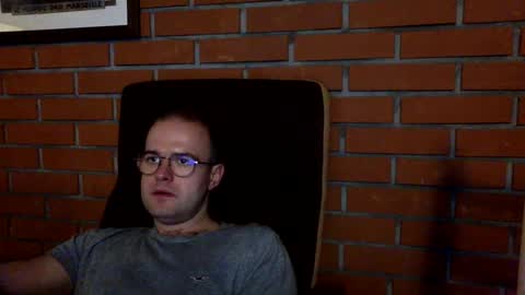 Snapshot of animal_michael chatting on January 12, 2:03 am animal_michael online show from January 12, 2:03 am