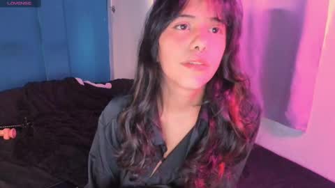 Snapshot of anisahade chatting on February 28, 12:31 pm Anisahade online show from February 28, 12:31 pm