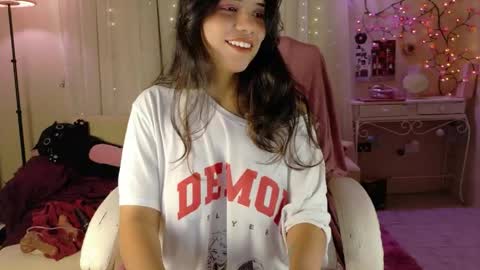 Anisahade online show from April 7, 3:56 pm