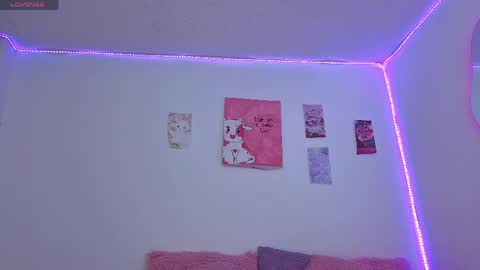 anisha_vela online show from April 5, 5:21 pm