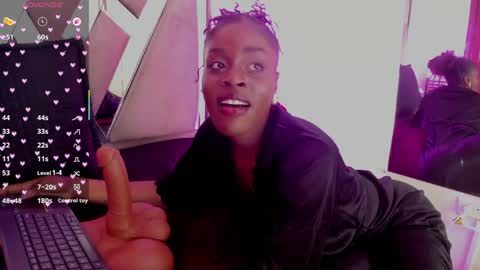 anisha_zambrano online show from April 16, 1:34 pm