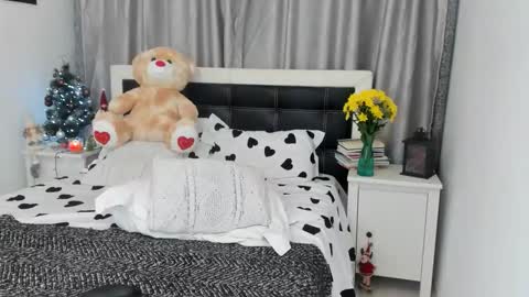 Anisia online show from January 15, 2:43 pm