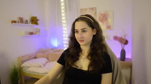 Anita Grey online show from February 18, 7:32 pm