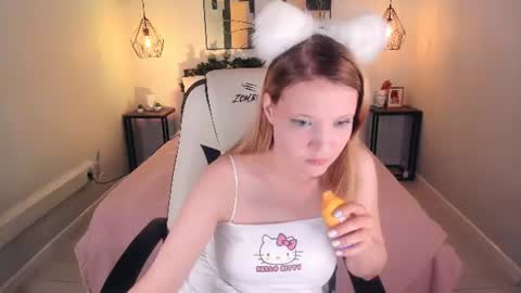 Anita online show from June 26, 7:57 am