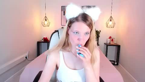 Anita online show from July 15, 8:30 am