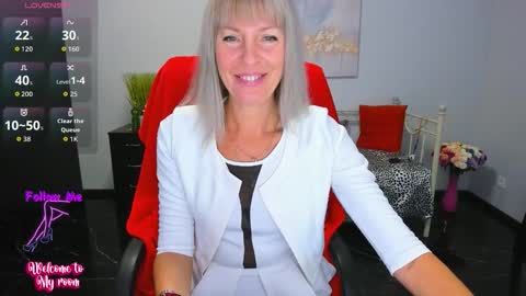 Snapshot of anita_tayson chatting on September 16, 6:36 am Anita online show from September 16, 6:36 am