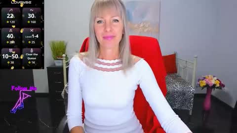 Snapshot of anita_tayson chatting on October 9, 6:22 am Anita online show from October 9, 6:22 am