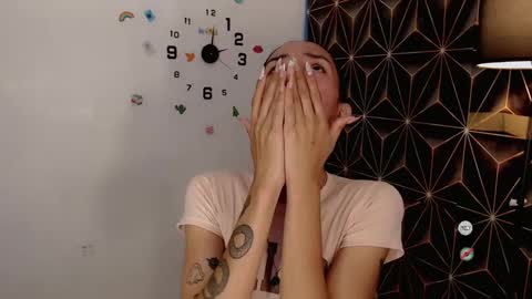 anita online show from December 6, 6:59 am