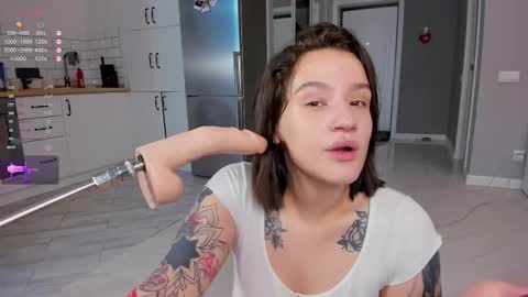 anitasea_ online show from September 12, 11:32 am