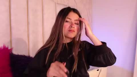 Anitta Rouse online show from July 14, 3:40 pm