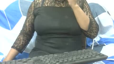 anjali_dogra786 online show from September 29, 5:18 pm