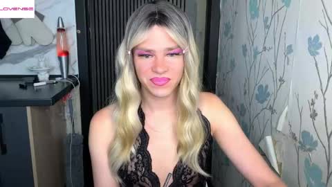 anjalin_sososok online show from May 28, 3:37 am