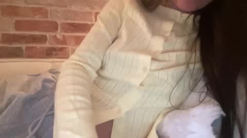 Anje online show from January 8, 7:05 pm