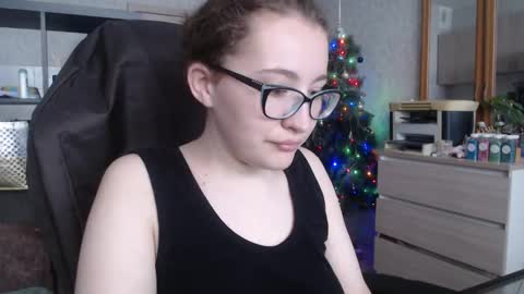 Snapshot of ankey_rayah chatting on January 13, 3:23 am Nameless online show from January 13, 3:23 am