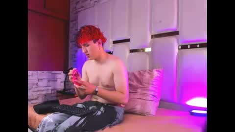 ANGEL AND TEFY online show from November 30, 4:55 pm