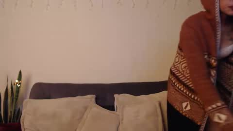 Snapshot of anmaadler chatting on December 31, 10:56 pm Anma Adler online show from December 31, 10:56 pm