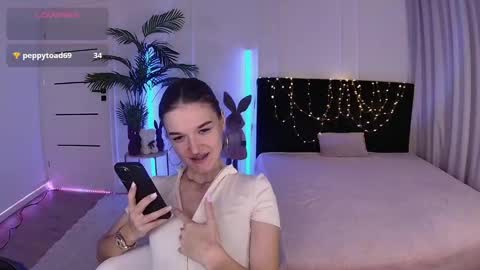 Snapshot of ann_woood chatting on May 8, 3:17 pm ann_woood online show from May 8, 3:17 pm